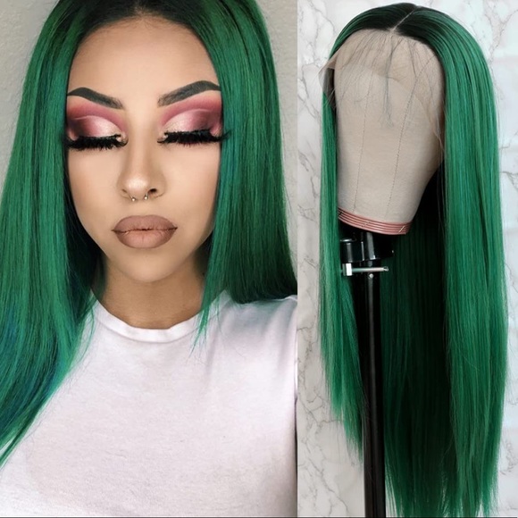 ♥️ 22” GREEN OMBRE STRAIGHT Lace Front Wig *NWT*💖
